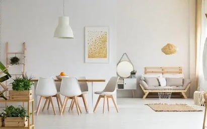 white_room-525x328-1-1-1